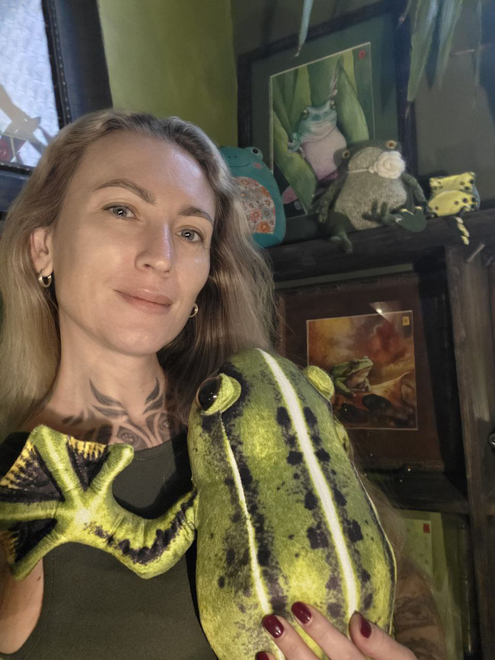 Рисую акварелью всякое. Должен ли художник быть голодным, чтобы оставаться хорошим художником? - 26.11.25 10:43