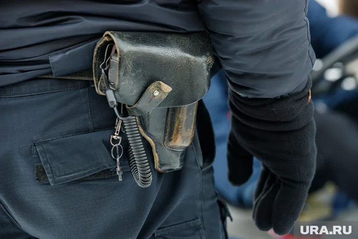 Глава УМВД ХМАО заявил о подработках полицейских из-за низких зарплат - 31.03.26 12:20 